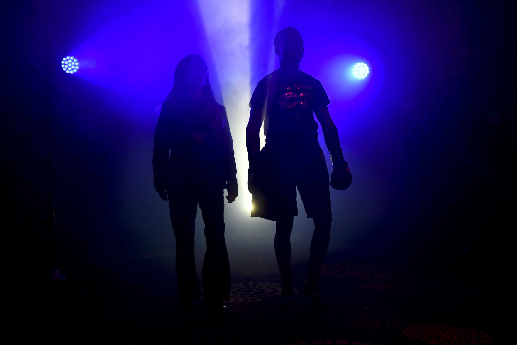 011020 WFC 120 boxing 16.jpg